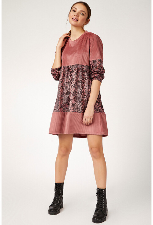 1724 Desenli Kadife Elbise