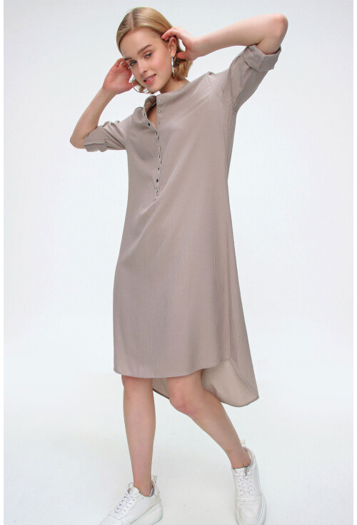 5692 Hakim Yaka Tunik
