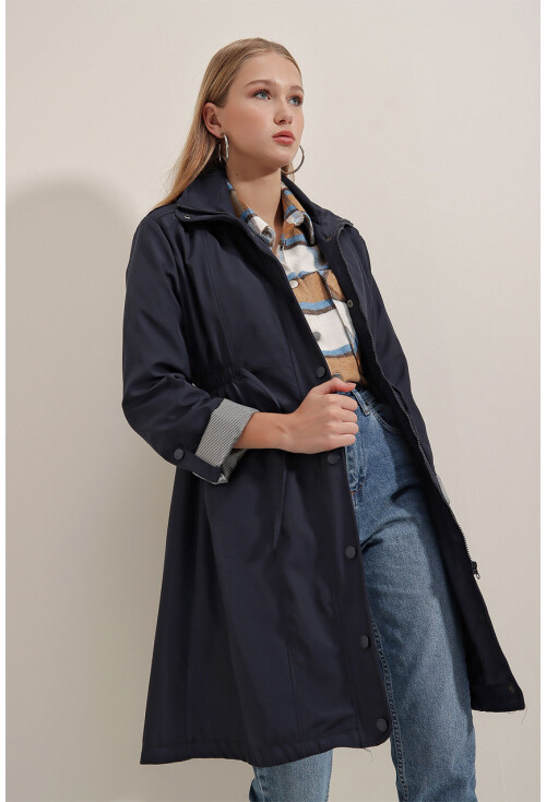 5808 Belted Trench Coat