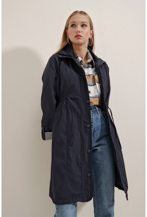 5808 Belted Trench Coat
