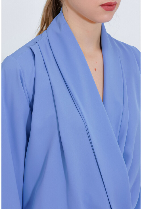 0492 Anvelop Yaka Dökümlü Bluz