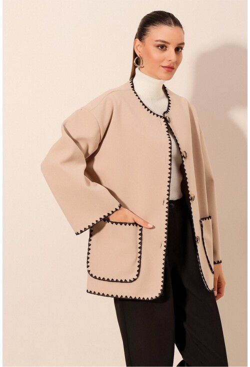 0690 Boyfriend Nakışlı Kaşe Ceket