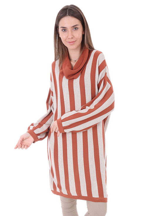 15606 Çizgili Boğazlı Triko Tunik