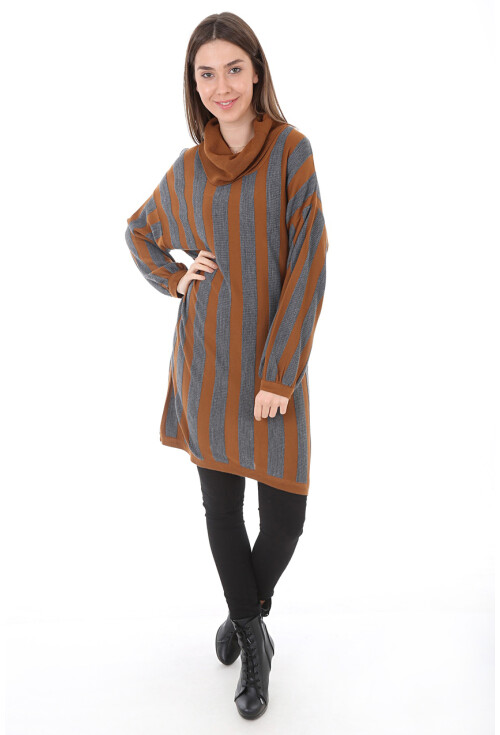 15606 Çizgili Boğazlı Triko Tunik