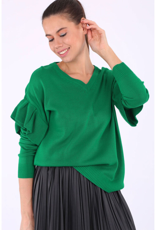 15627 V Yaka Kolları Fırfırlı Triko Kazak