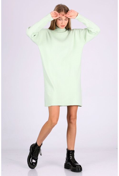 15765 Boğazlı Triko Tunik