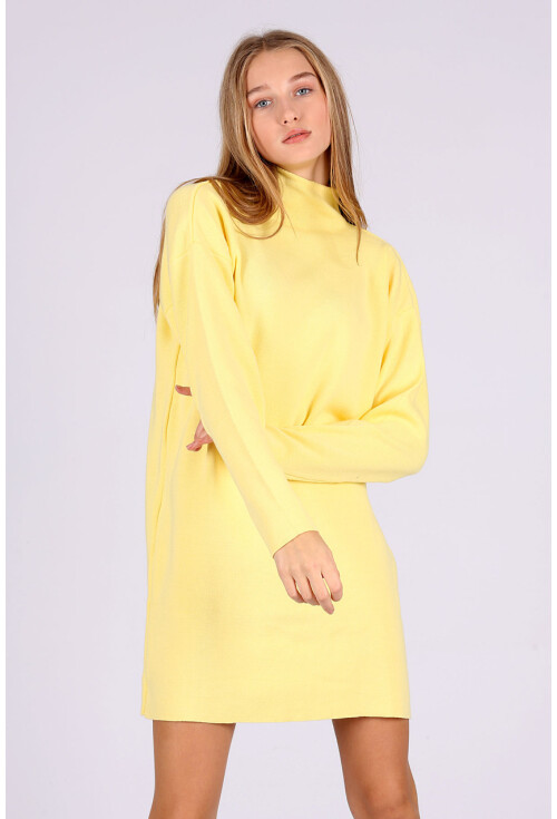 15765 Boğazlı Triko Tunik