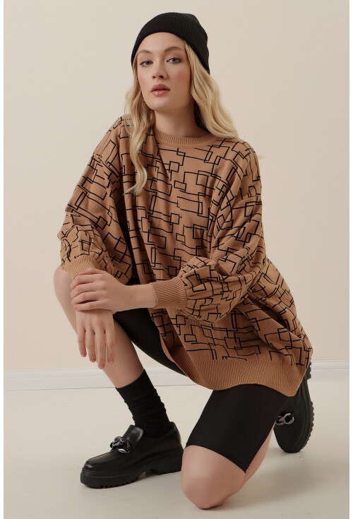 15790 Desenli Oversize Kazak
