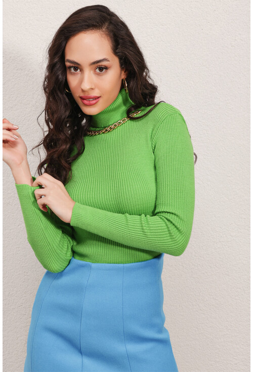 15478 Turtleneck Sweater With Chain Detail