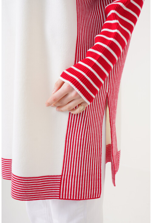 15785 Hijab Poncho Sweater
