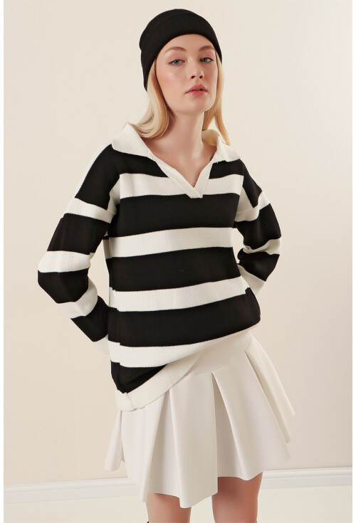 15792 Polo Collar Striped Sweater