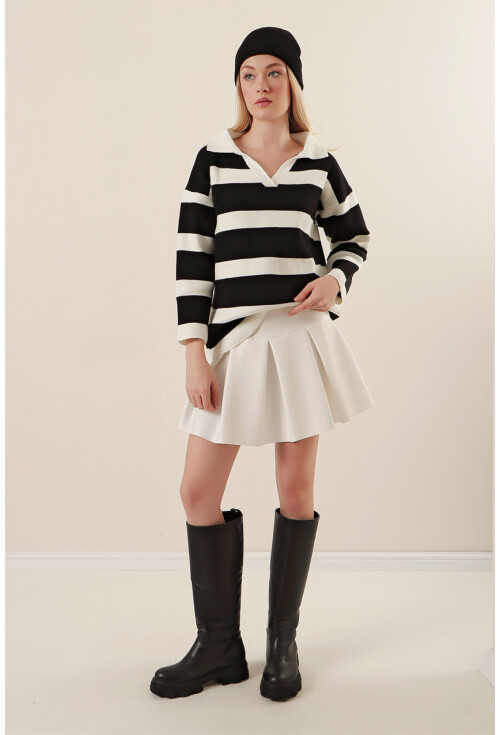 15792 Polo Collar Striped Sweater
