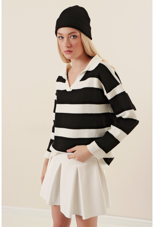 15792 Polo Collar Striped Sweater