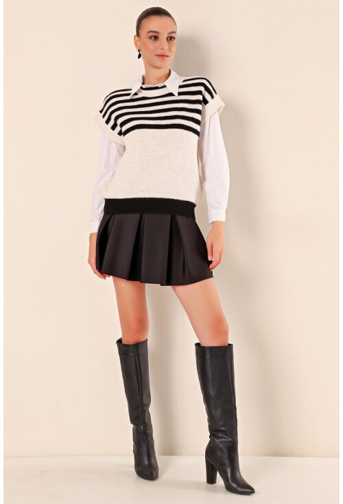 15830 Çizgili Triko Süveter