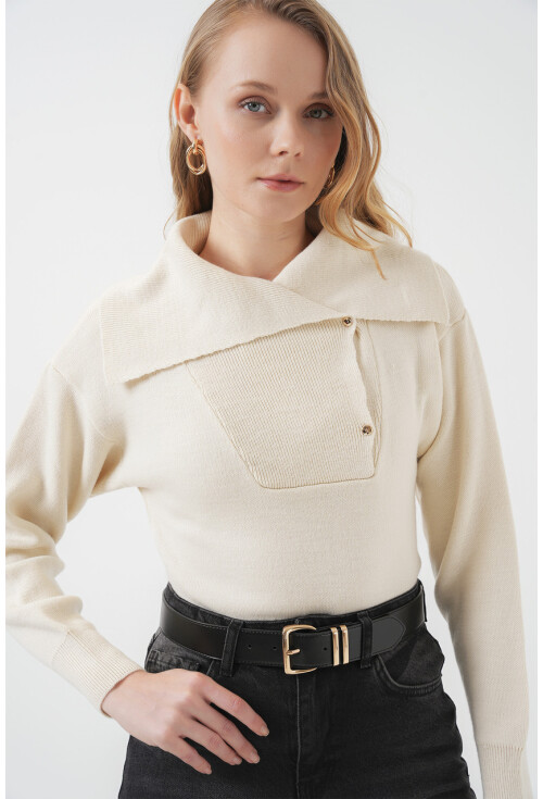 15921 Geniş Yaka Triko Kazak