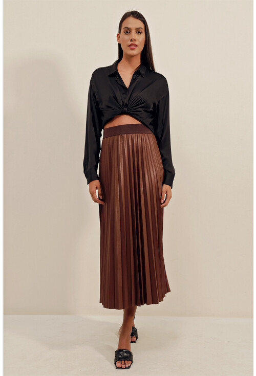 1894 Pleated Skirt With Leather-Look