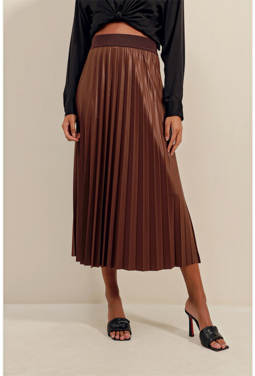 1894 Pleated Skirt With Leather-Look