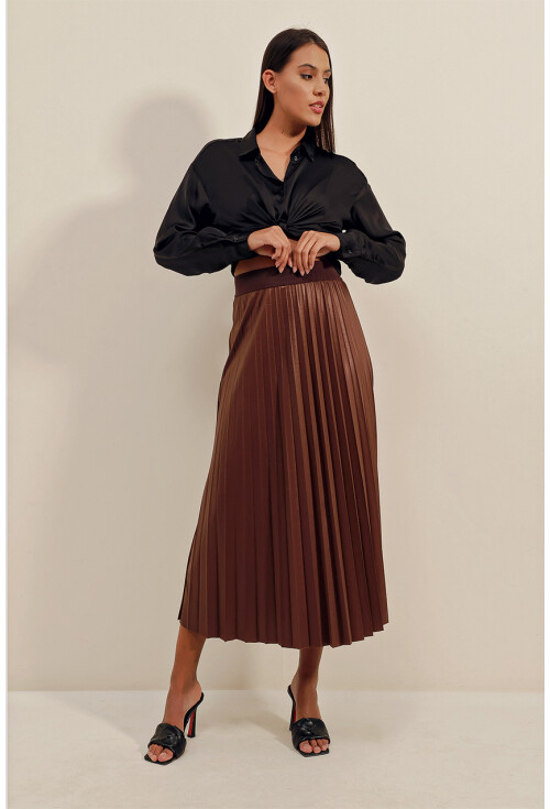 1894 Pleated Skirt With Leather-Look