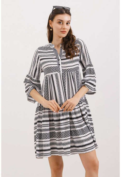 1975 Ethnic Pattern Dress