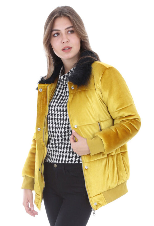 5069 Yaka Kürklü Kadife Mont