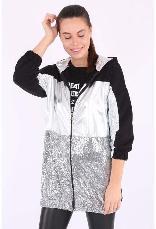 5772 Pul Detaylı Kapşonlu Sweatshırt