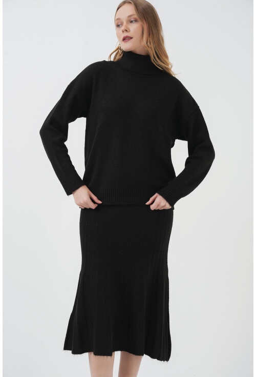 15892 Kazak Etek Triko İkili Takım