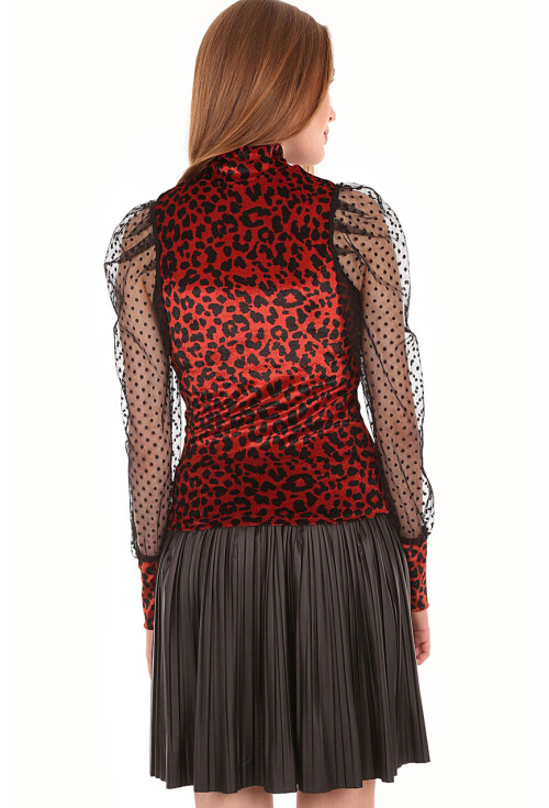 4117  Leopar Desenli Kolları Dantelli Bluz