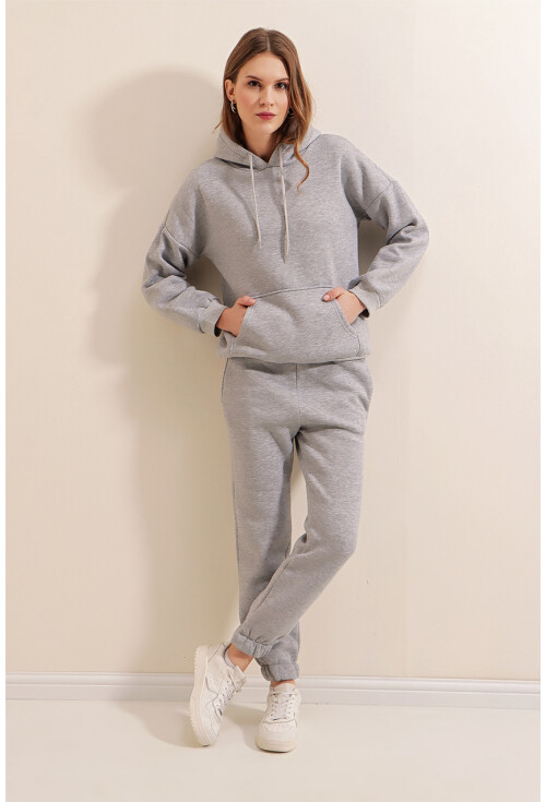 55323 Oversized Hooded Three-Thread Tracksuit