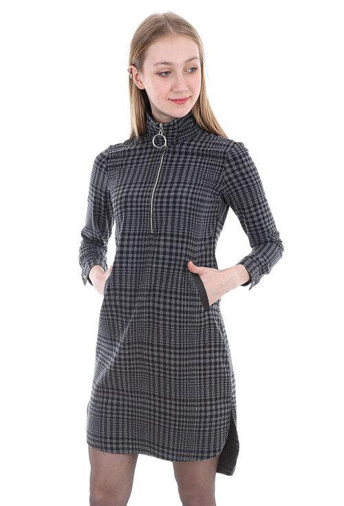 5685 Kareli Tunik