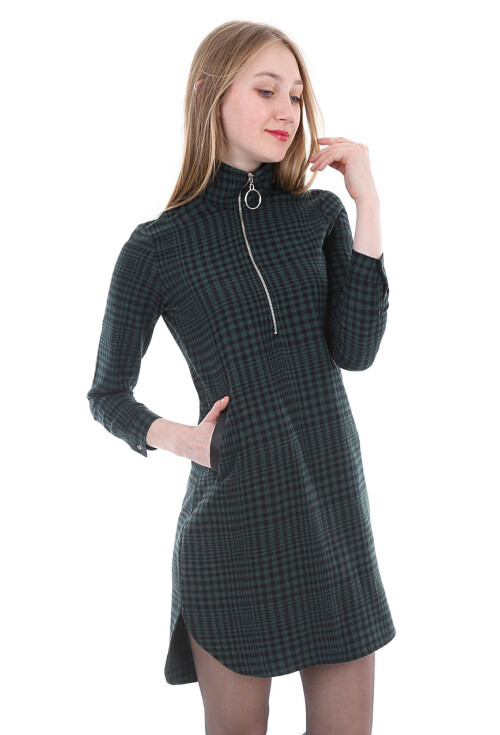 5685 Kareli Tunik