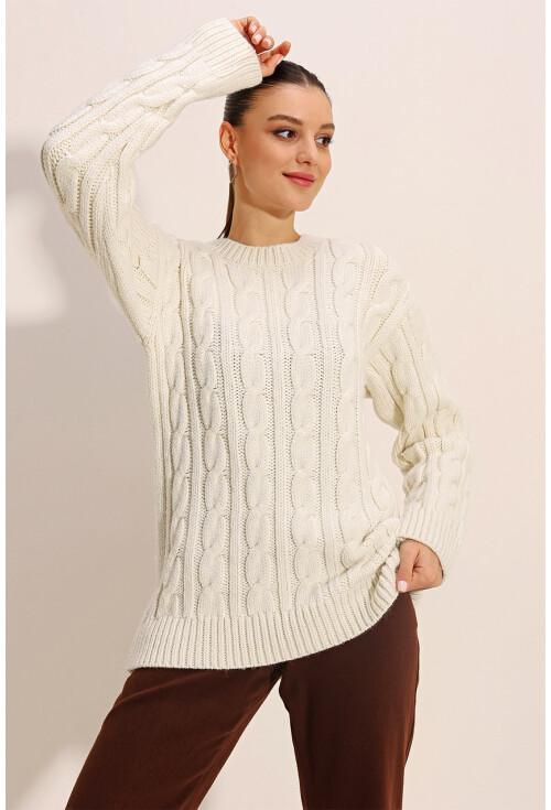 15849 Thick Knit Sweater
