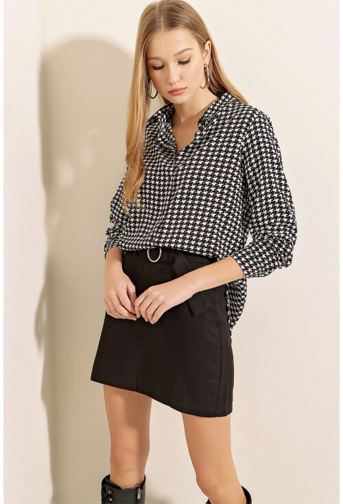 3721 Graphic Patterned Shirt