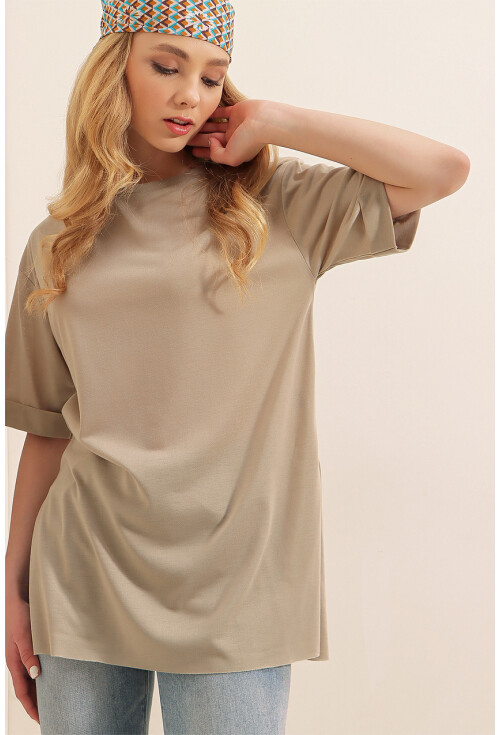 4123 Yırtmaçlı Oversize Tişört