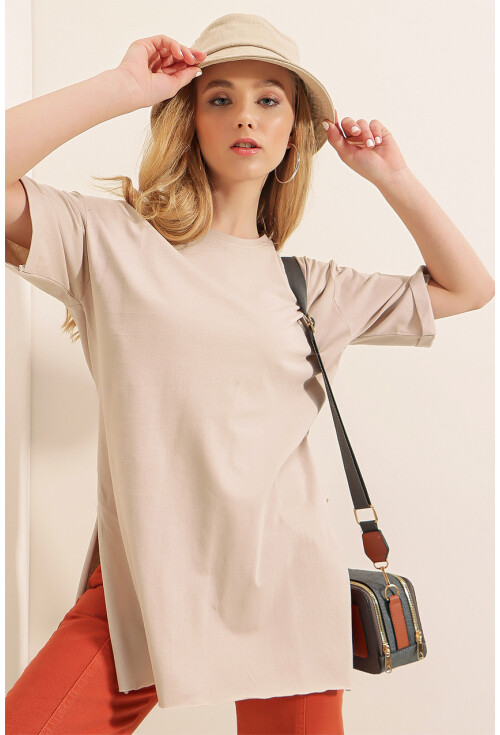 4123 Yırtmaçlı Oversize Tişört