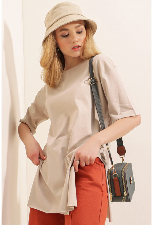 4123 Yırtmaçlı Oversize Tişört