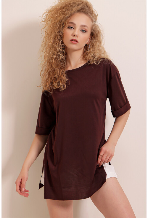 4123 Yırtmaçlı Oversize Tişört