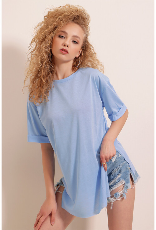 4123 Yırtmaçlı Oversize Tişört