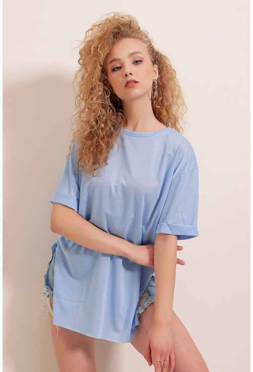 4123 Yırtmaçlı Oversize Tişört