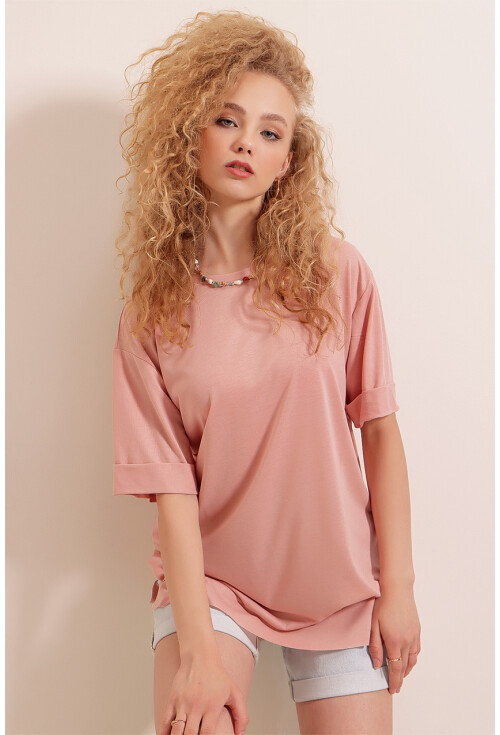 4123 Yırtmaçlı Oversize Tişört