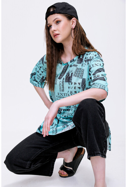 4299 Gazete Baskılı Oversize Tshirt
