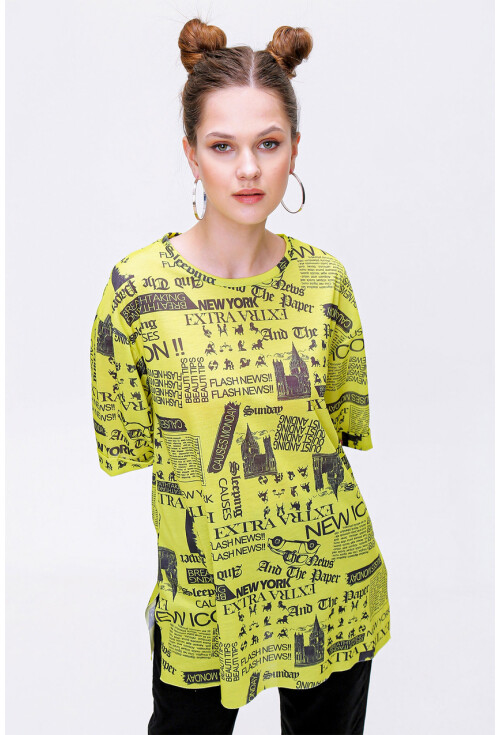 4299 Gazete Baskılı Oversize Tshirt