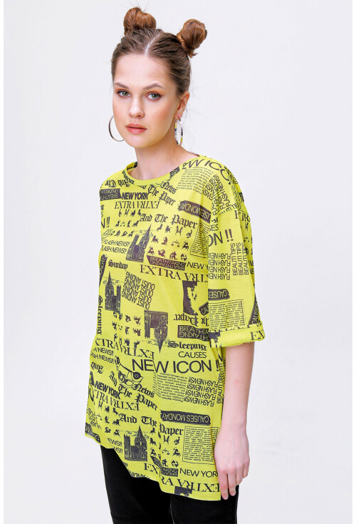 4299 Gazete Baskılı Oversize Tshirt