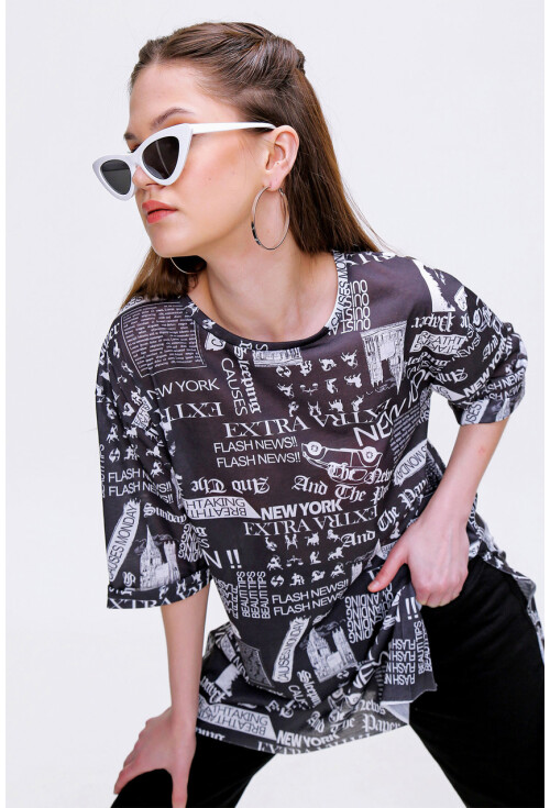 4299 Gazete Baskılı Oversize Tshirt