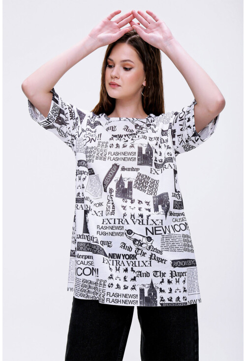 4299 Gazete Baskılı Oversize Tshirt