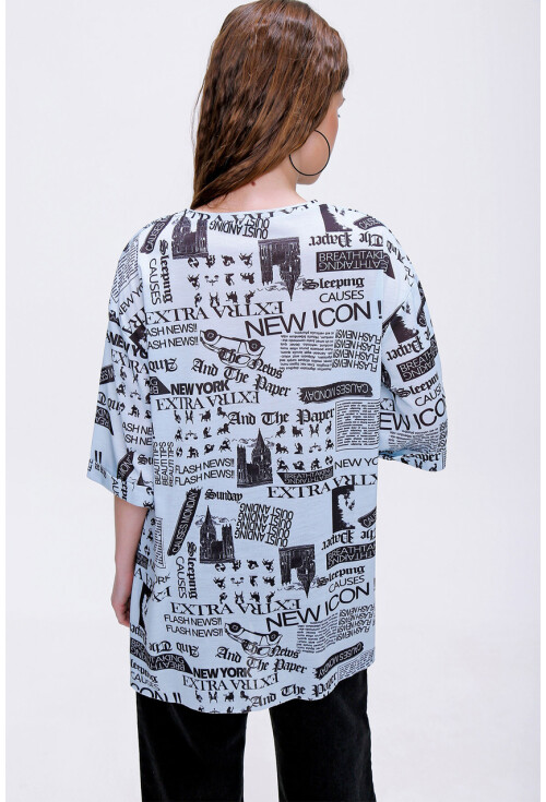 4299 Gazete Baskılı Oversize Tshirt
