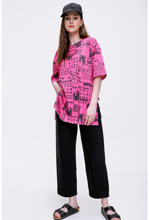 4299 Gazete Baskılı Oversize Tshirt