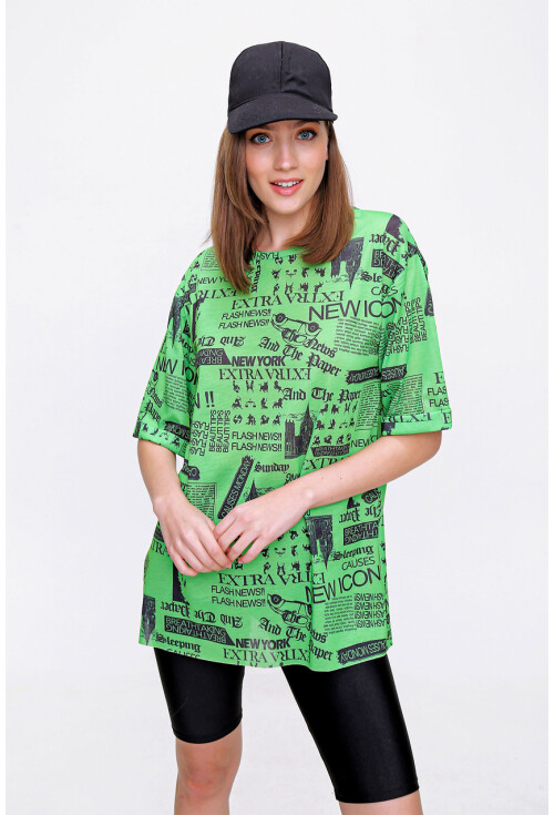 4299 Gazete Baskılı Oversize Tshirt