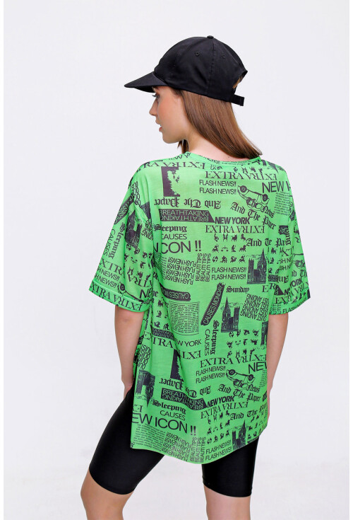 4299 Gazete Baskılı Oversize Tshirt