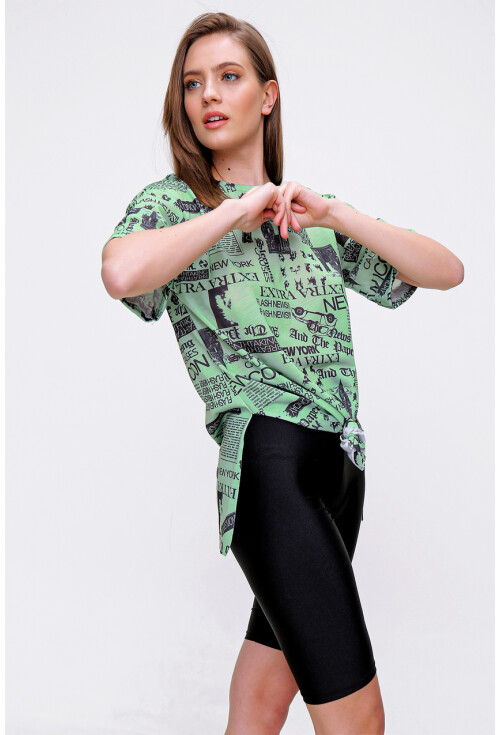 4299 Gazete Baskılı Oversize Tshirt
