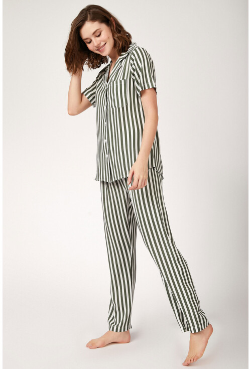 6471 Desenli Viskon Pijama Takımı